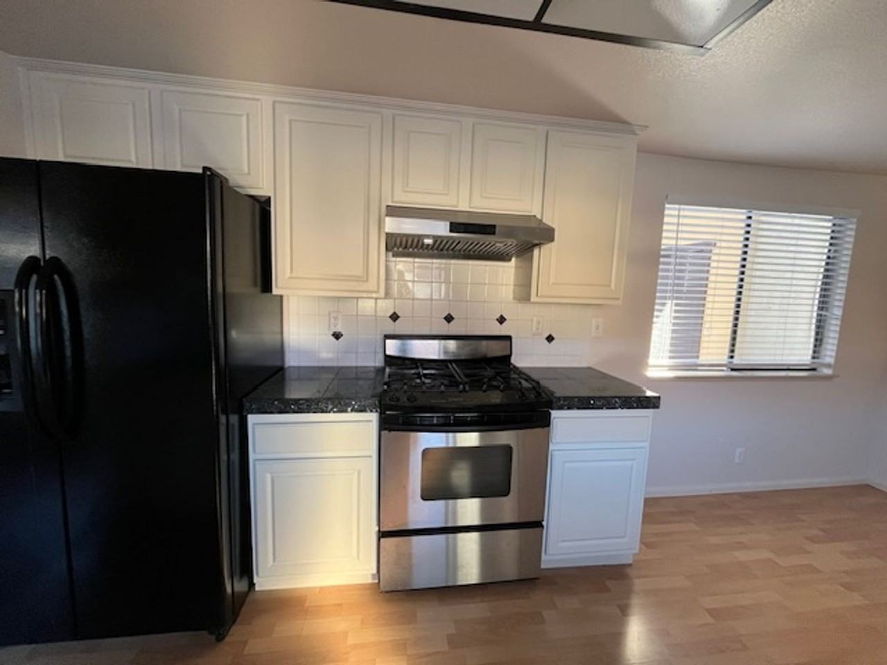 14419 Outrigger Dr - Photo 6 of 40