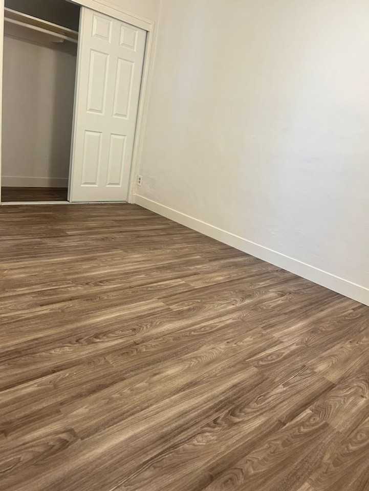 3860 1/2 45th St - Photo 3 of 9