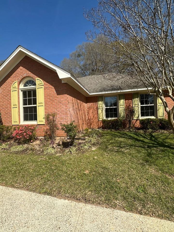 102 Edinburg Dr - Photo 3 of 38