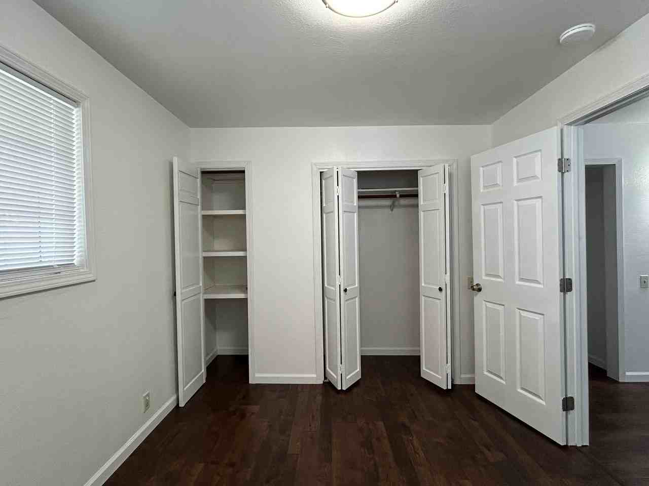 431 W 7th St - Photo 5 of 13