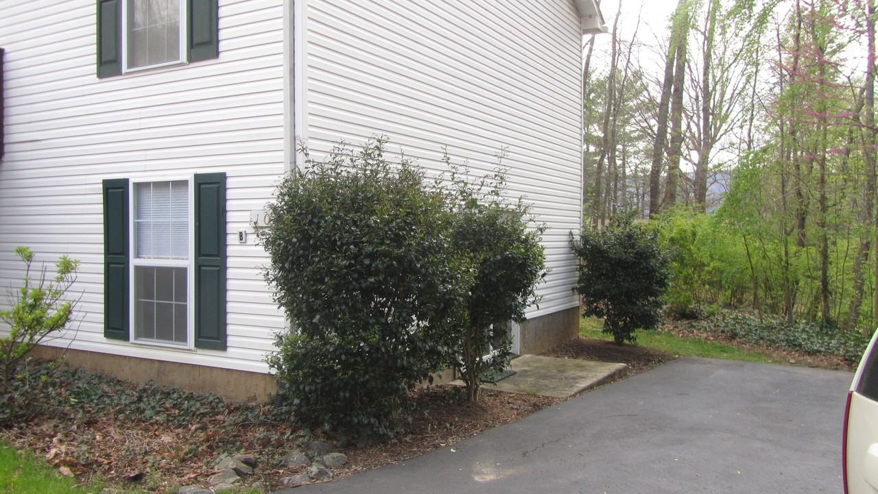 109B Jeanie Ave - Photo 2 of 19