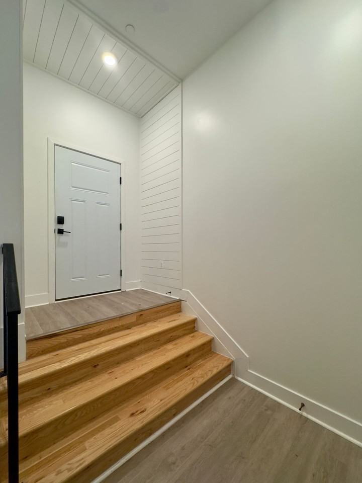 The Roland - Photo 2 of 12