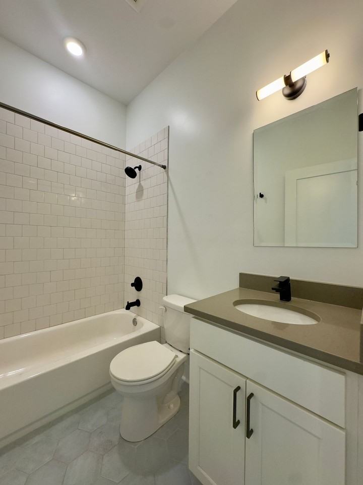 The Roland - Photo 7 of 12