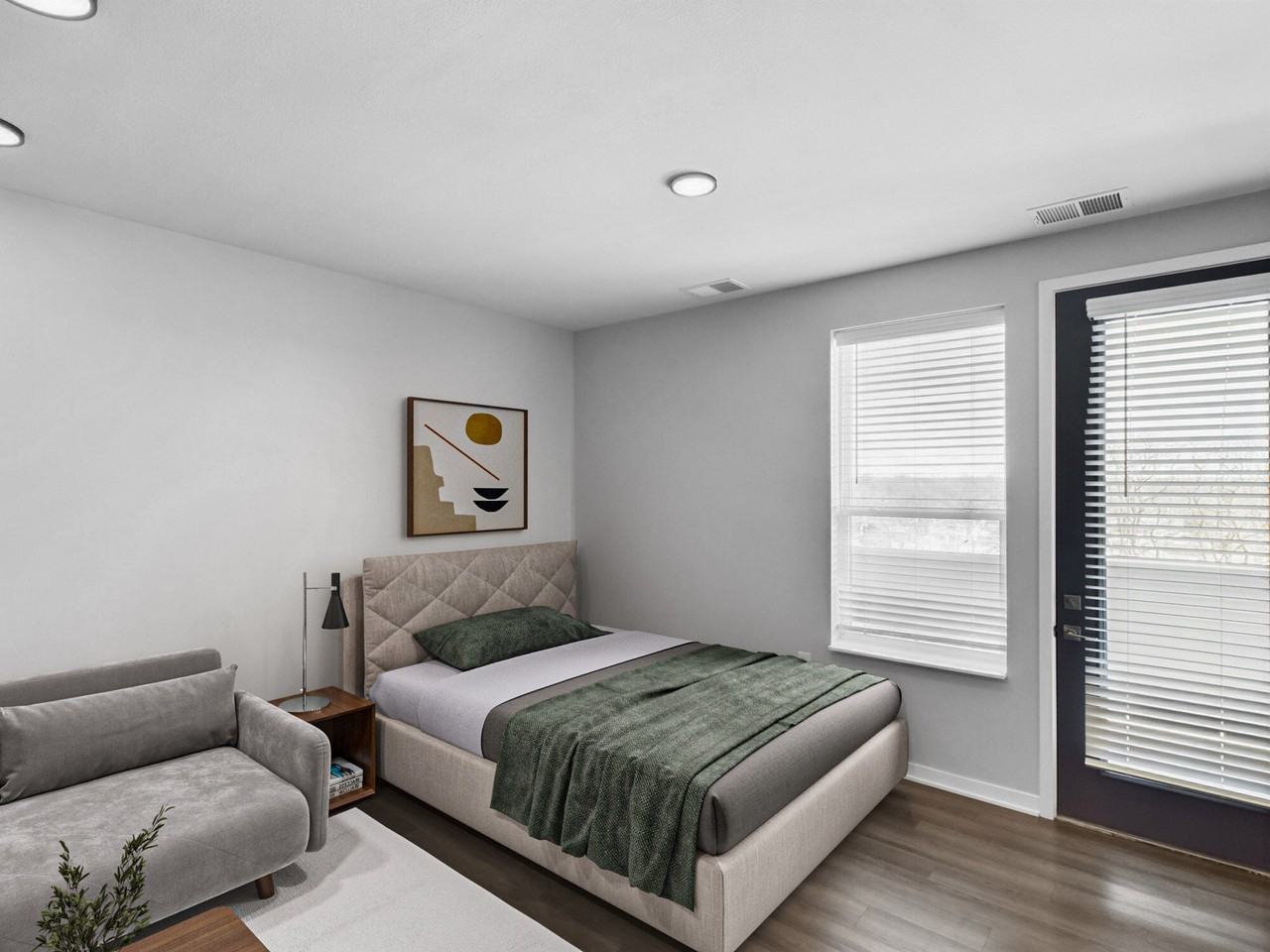 The Domino - Photo 2 of 116