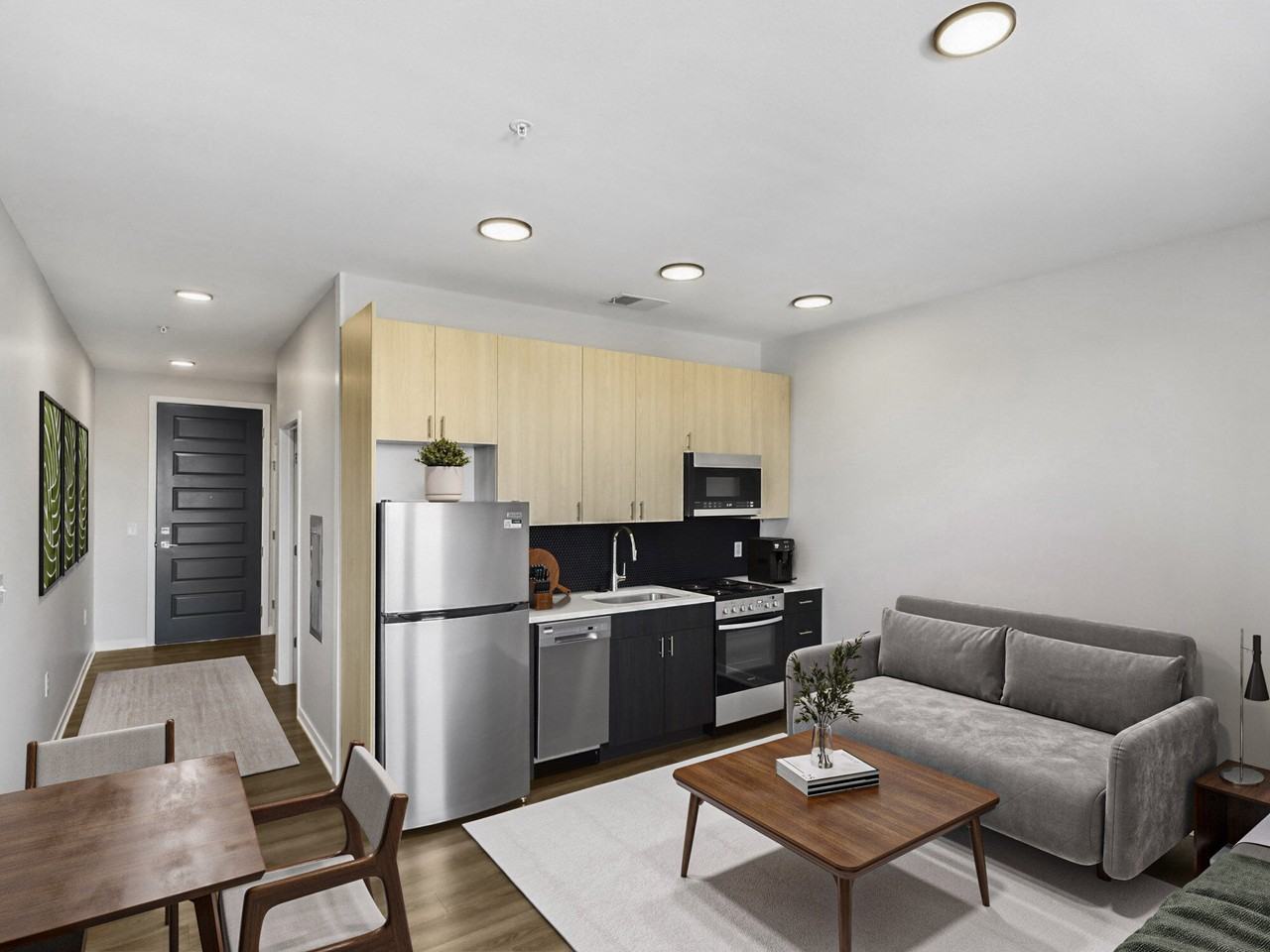 The Domino - Photo 5 of 116