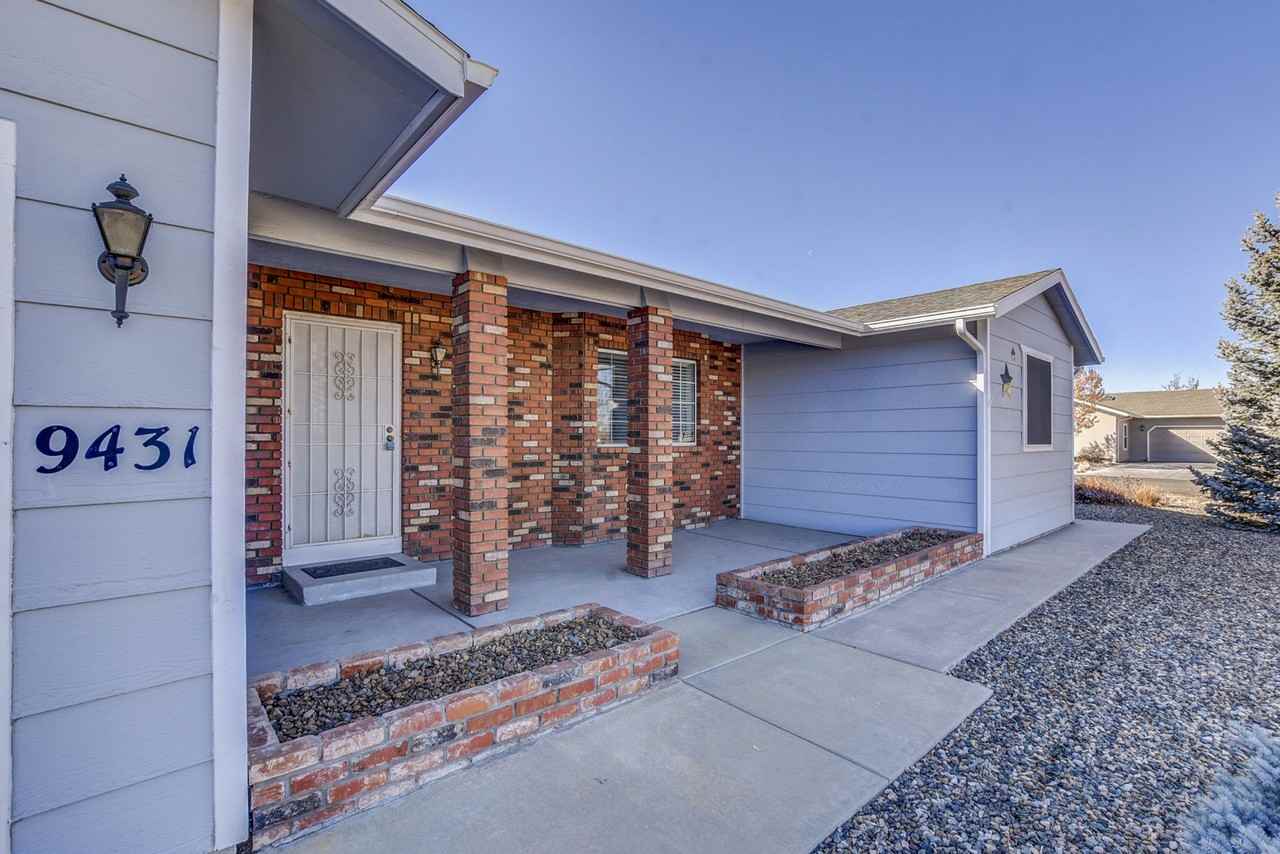 9431 E Towago Dr - Photo 3 of 29