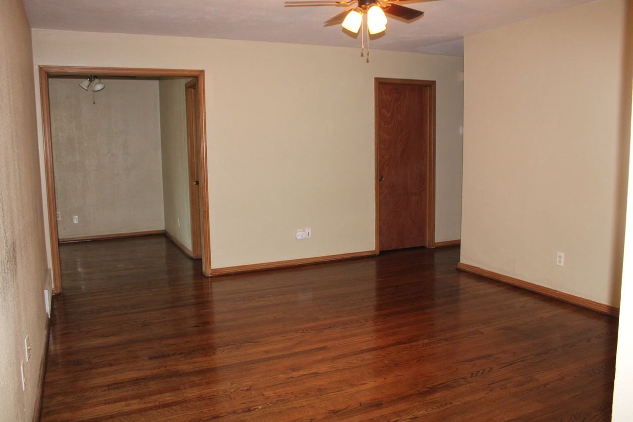 905 Se 69th St - Photo 3 of 19