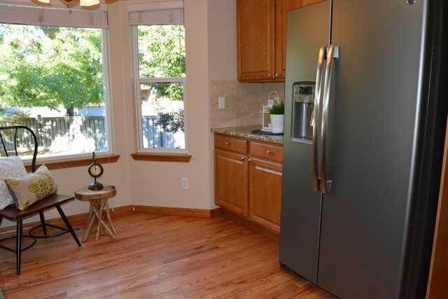 13510 High Cir - Photo 4 of 37