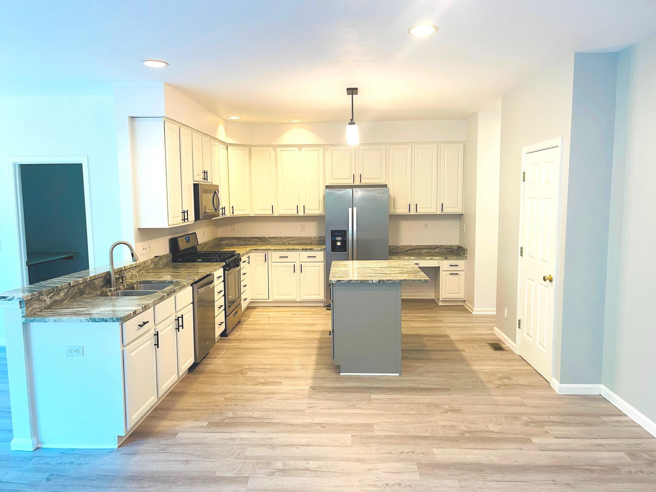 9 Scarlet Oak Cir - Photo 3 of 35