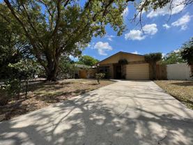 529 Hibiscus Way - Photo 1 of 1