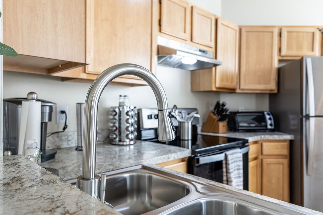 Carriage Hill Apartments - Photo 5 of 33