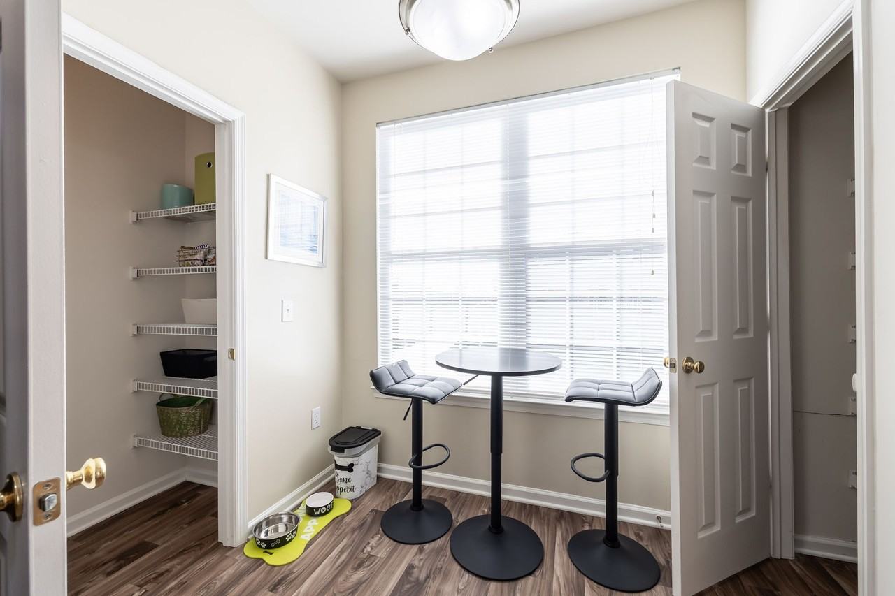 Carriage Hill Apartments - Photo 7 of 33