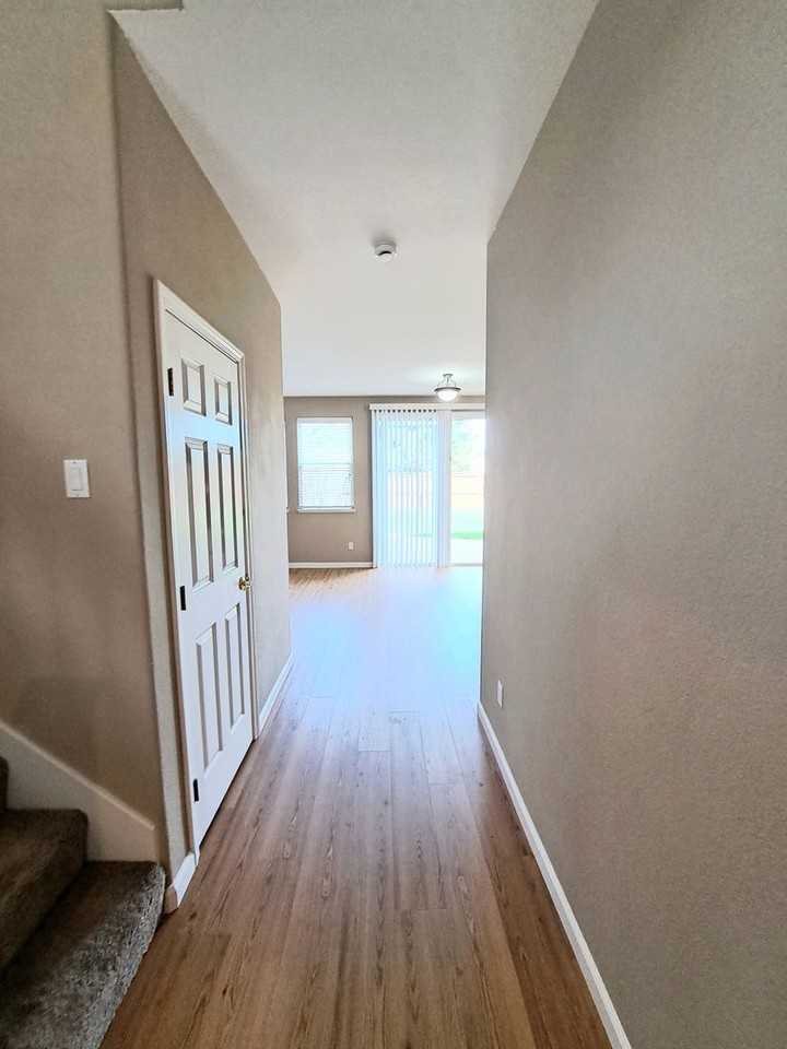 5090 Napa Shore Dr - Photo 4 of 40