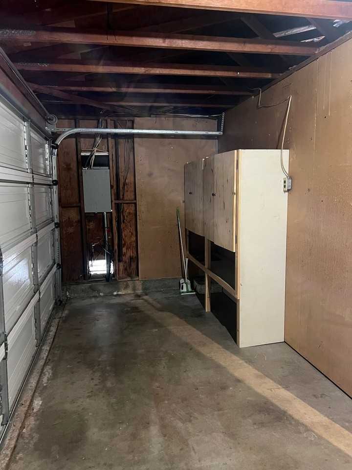 13350 Carriage Road - Photo 4 of 14