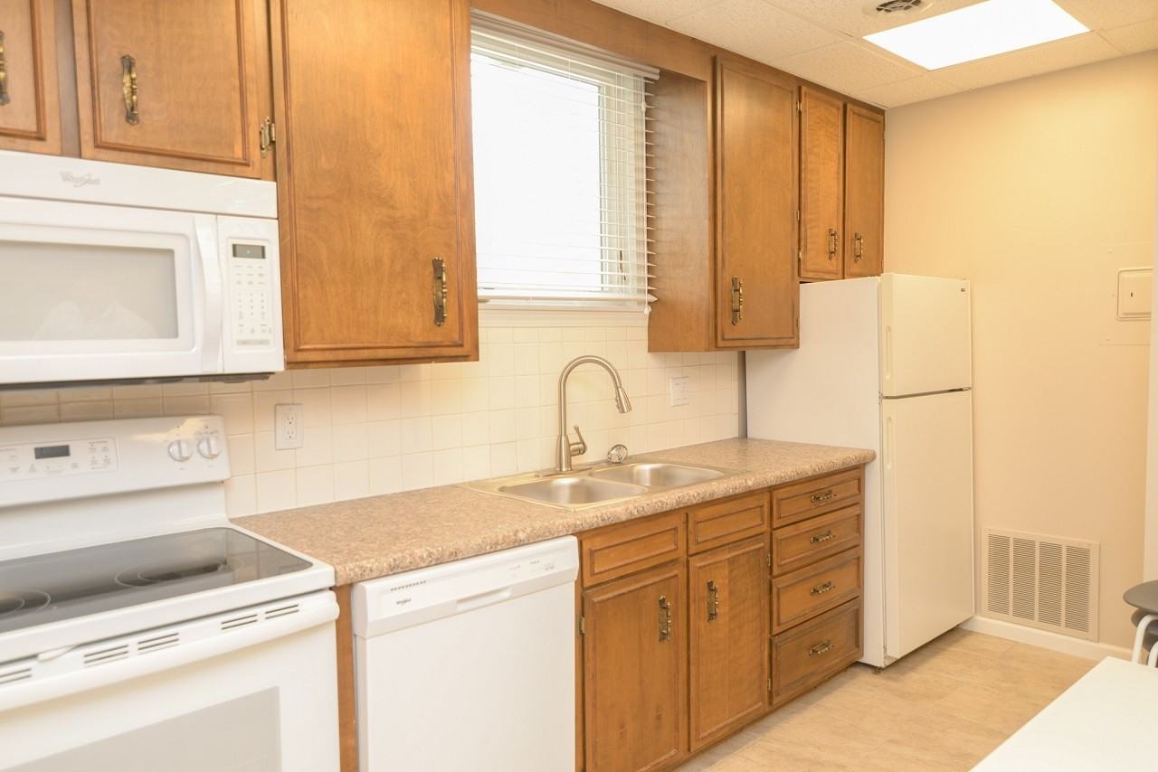 611 East Capitol Avenue - Photo 2 of 7