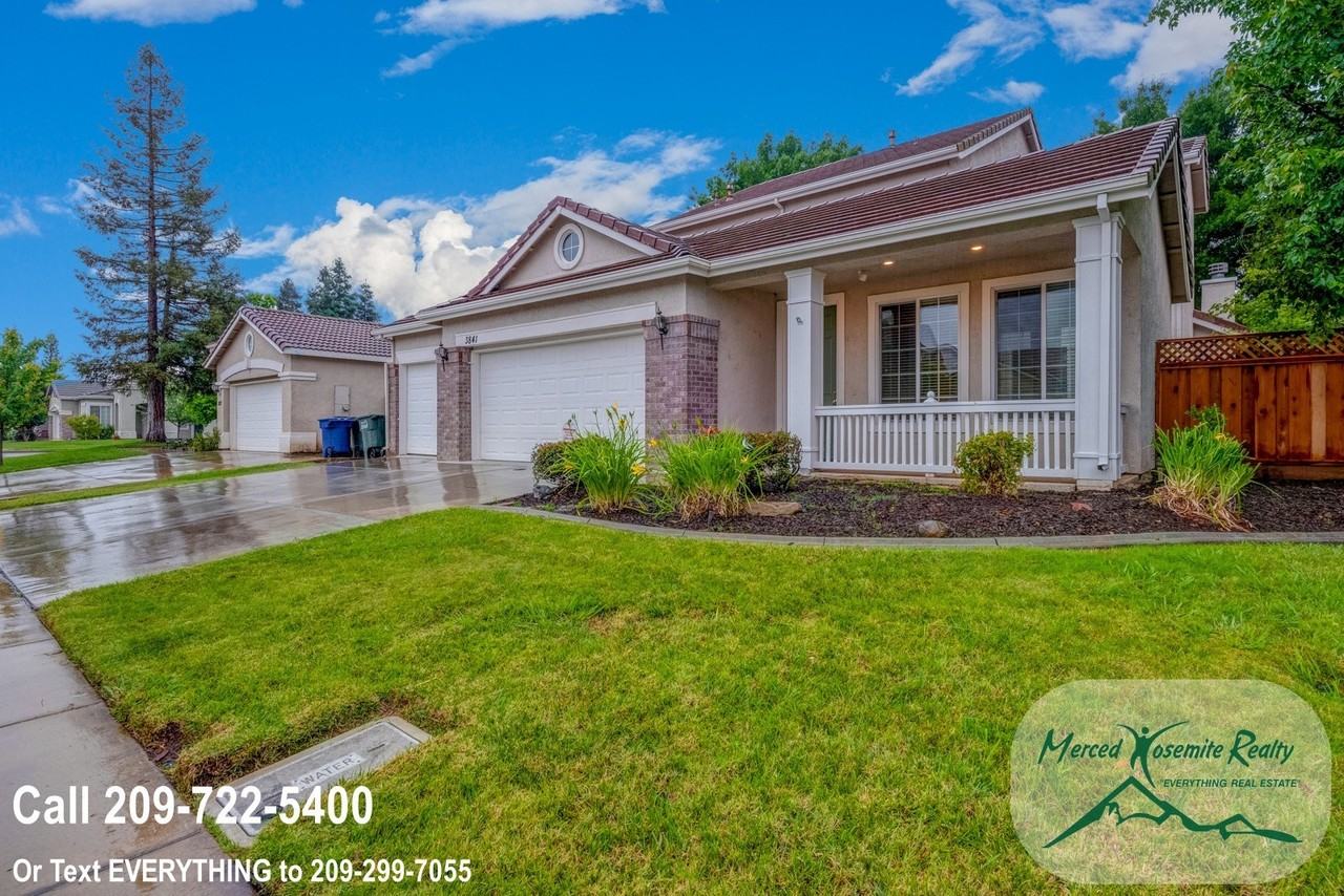 3841 Tern Ct - Photo 3 of 32
