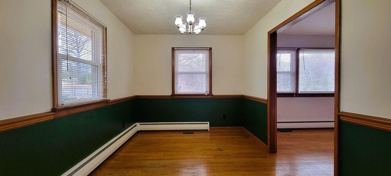 6711 Caribbean Ln - Photo 7 of 34