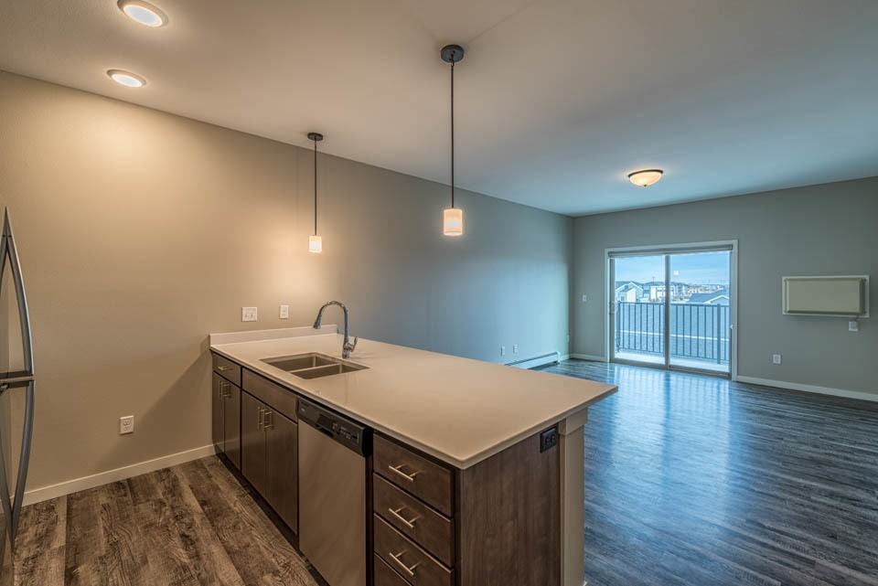 Encore - Bldg 5 - Photo 3 of 50