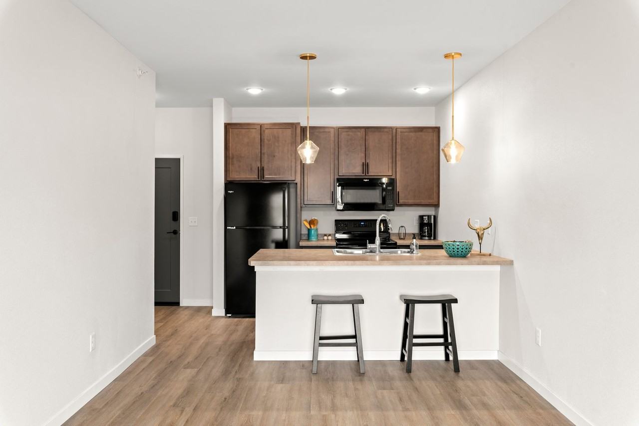 Blackmore Flats III - Bldg 5 - Photo 3 of 50