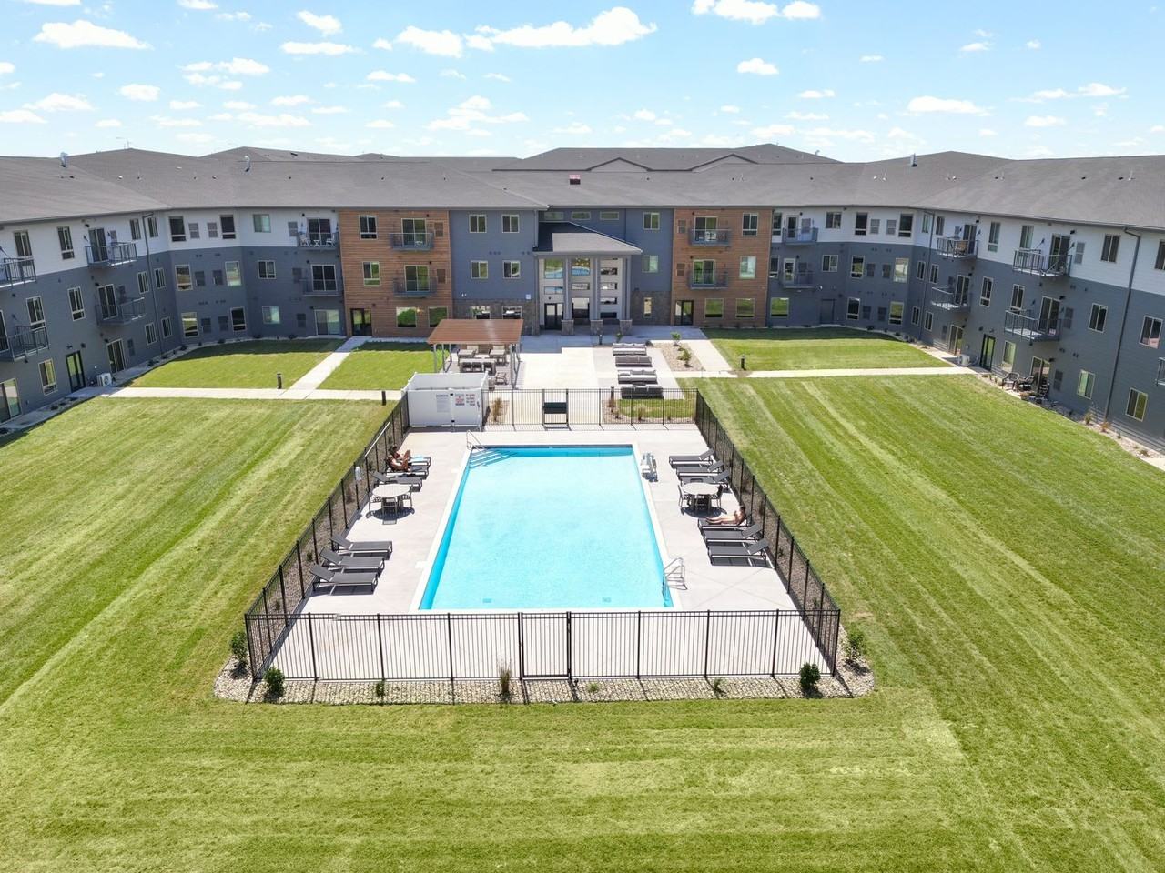 Millstone Commons - Photo 7 of 50