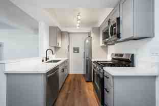 5565 Ackerfield Ave. - Photo 1 of 1