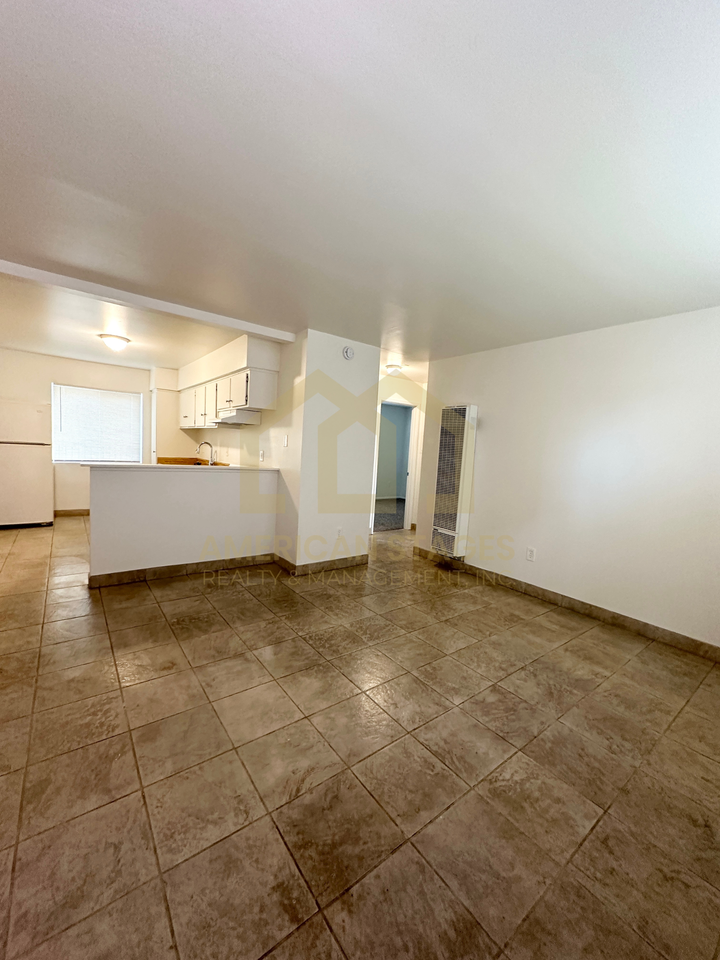 521 North S Street - Photo 3 of 10