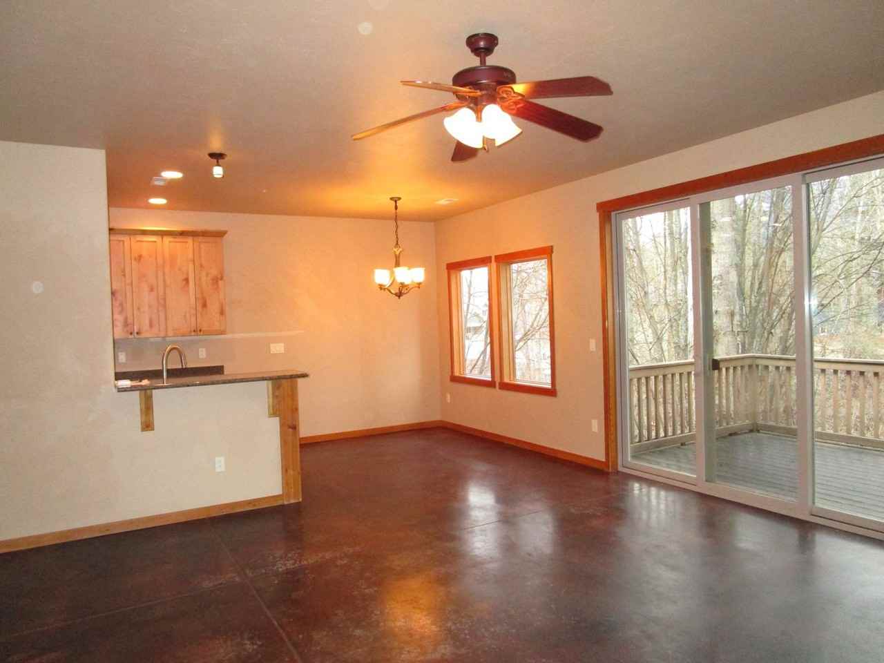 21 Cedar Pointe Loop - Photo 2 of 16