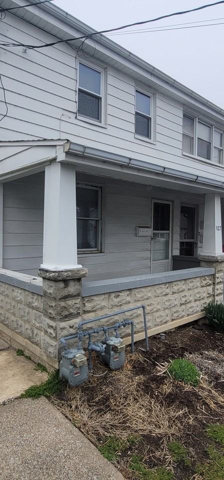 105-107 8th Street - Photo 2 of 11