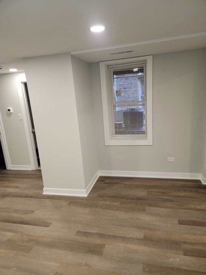 1932 North Keeler Avenue - Photo 6 of 24