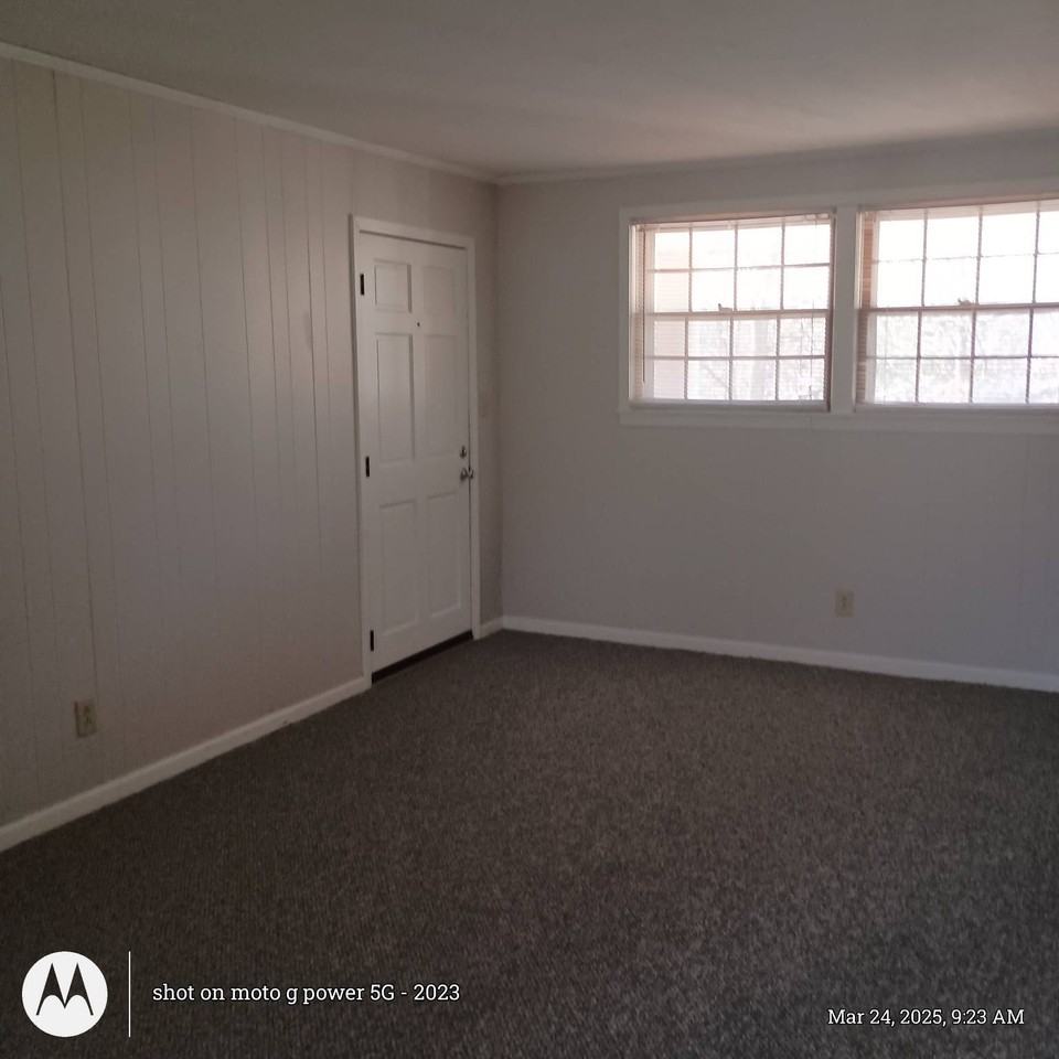 Canary Rd. 109 Unit 9 - Photo 4 of 9