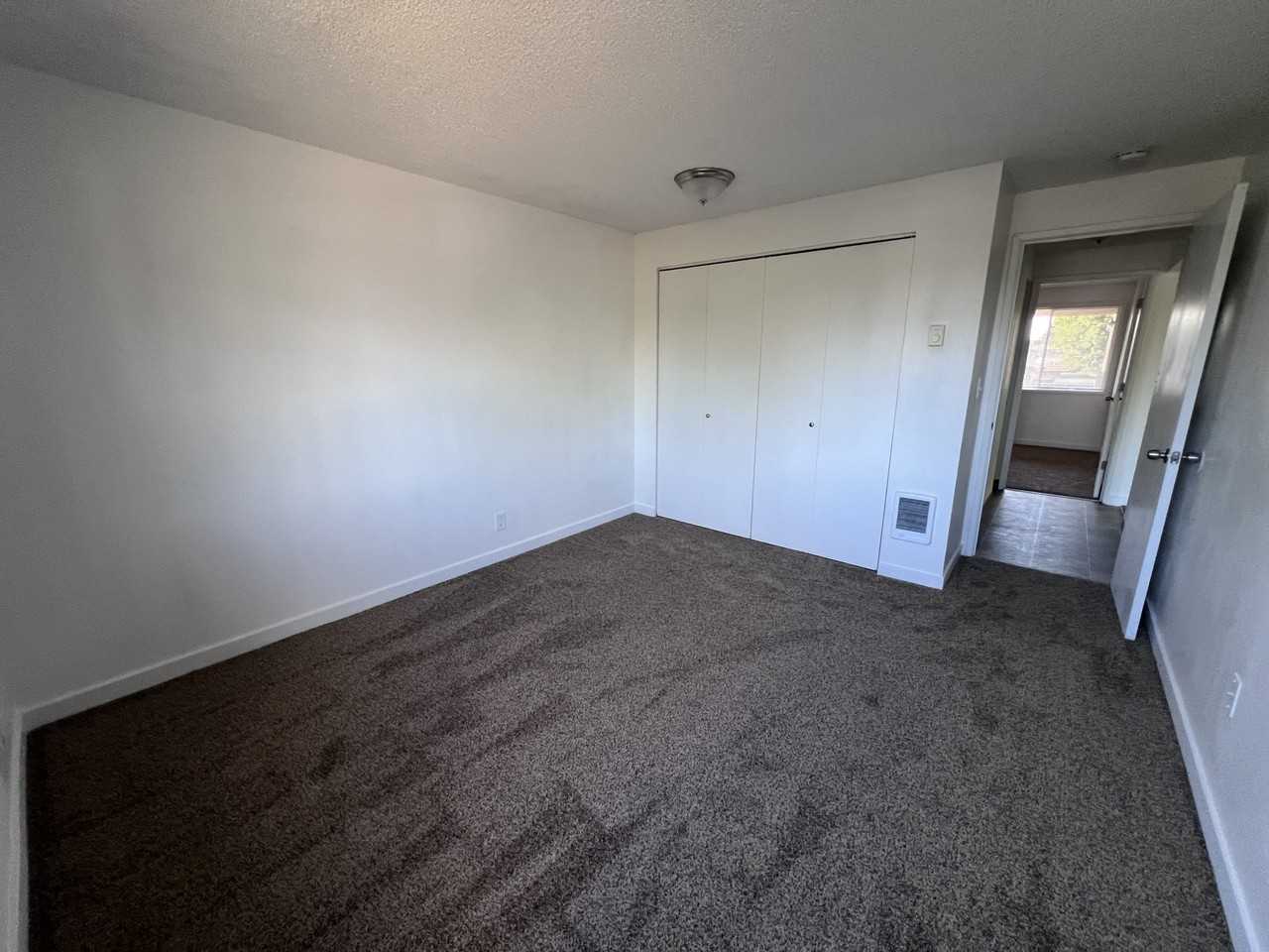 3472 - 3482 Hadley St NE - Photo 4 of 19