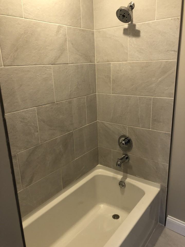 5830 Bartlett (JR) - Photo 2 of 10
