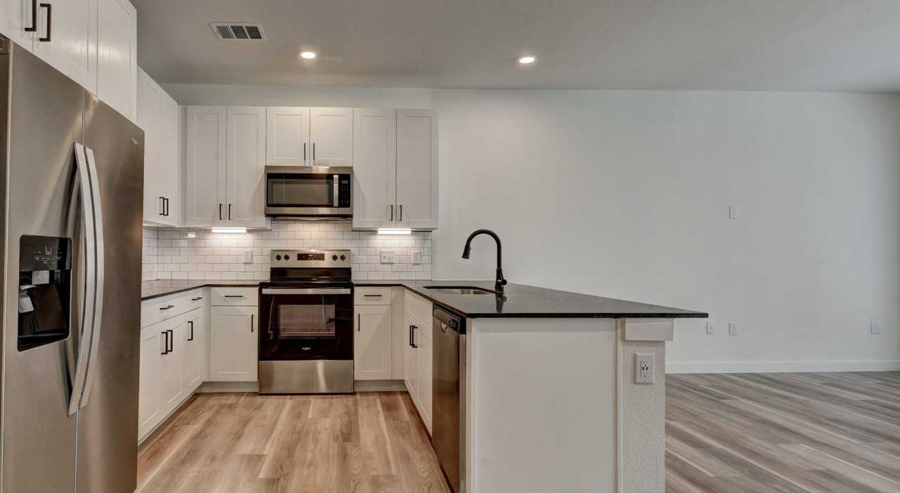 830 Gruene Road #A0 - Photo 4 of 20