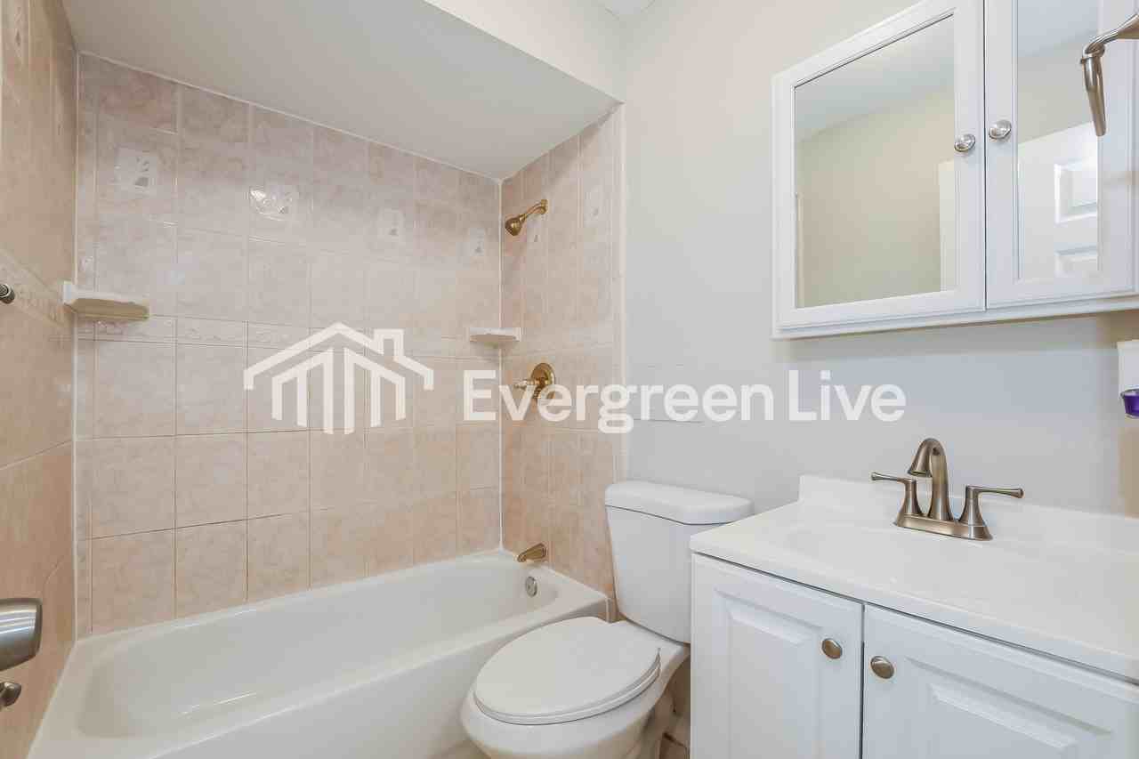 4058 Spoonbill Ave - Photo 3 of 18