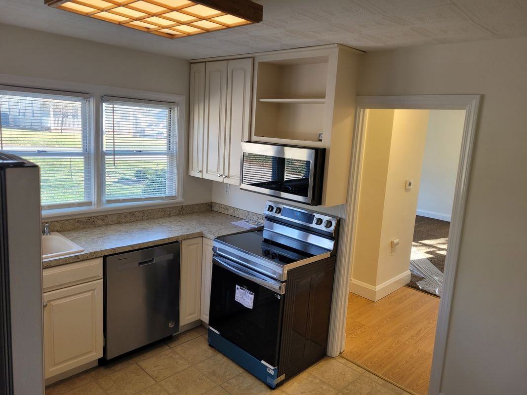 4016 Sykesville Rd - Photo 3 of 12