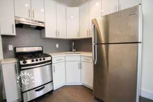 featured image of 364 Bainbridge St #3