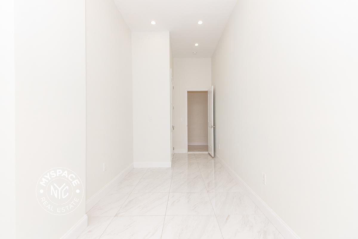 641 Saint Marks Ave #1G - Photo 7 of 9