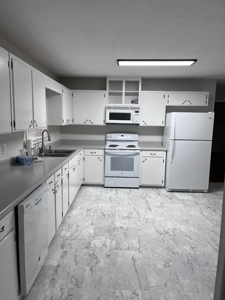 4365 Pope Ave #NA - Photo 7 of 11