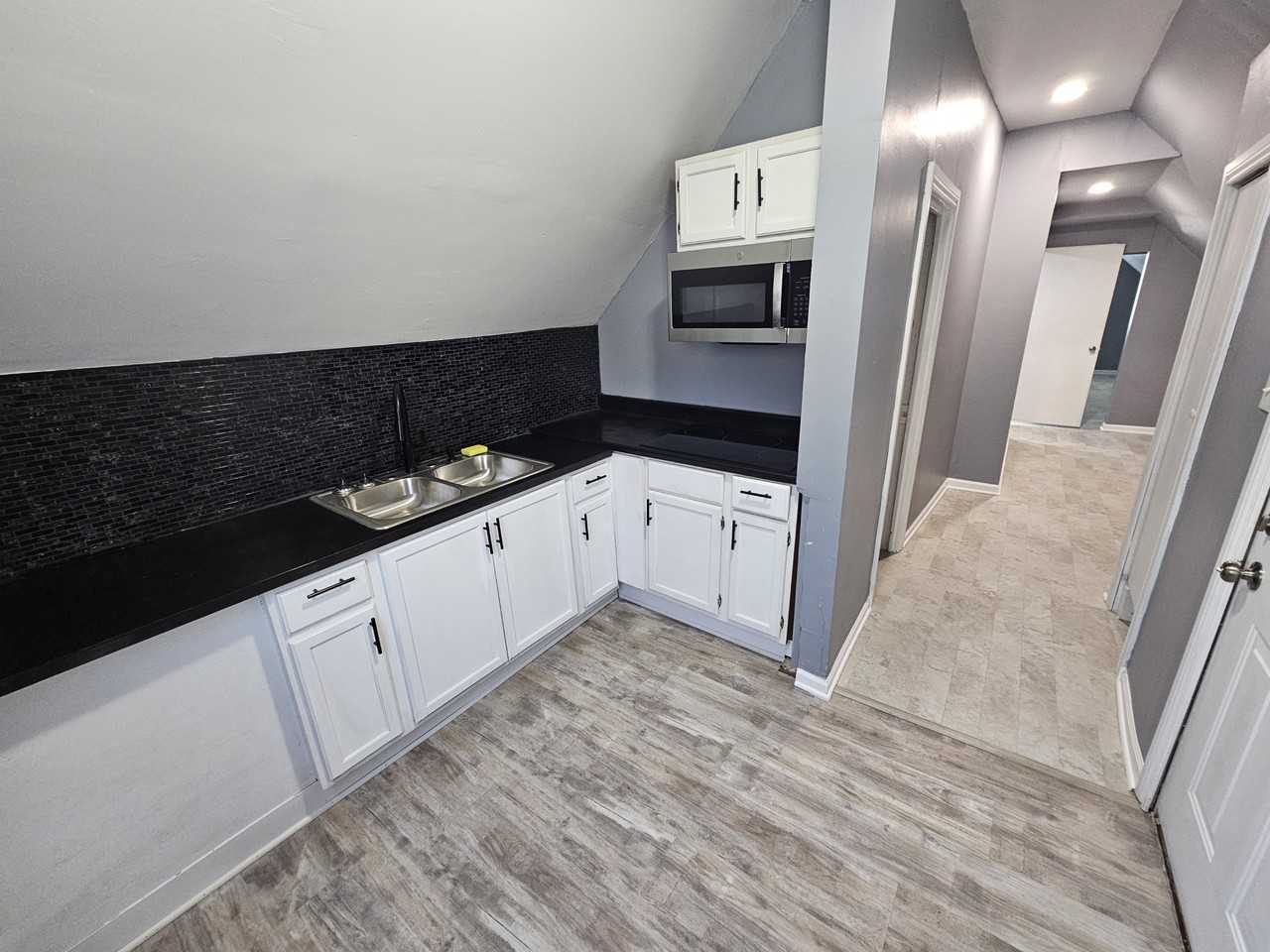 5241 S Honore St #3 - Photo 3 of 6