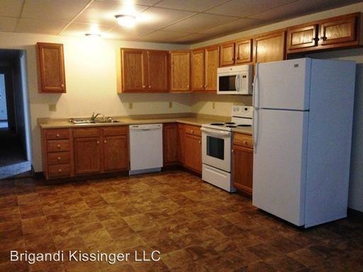 241 Main St - Photo 2 of 9