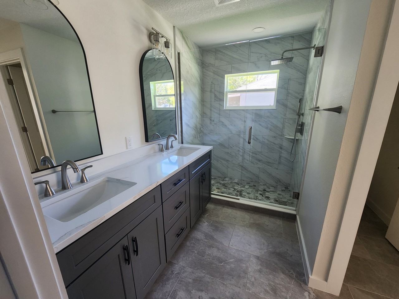 223 S Forest Ave #NA - Photo 3 of 16