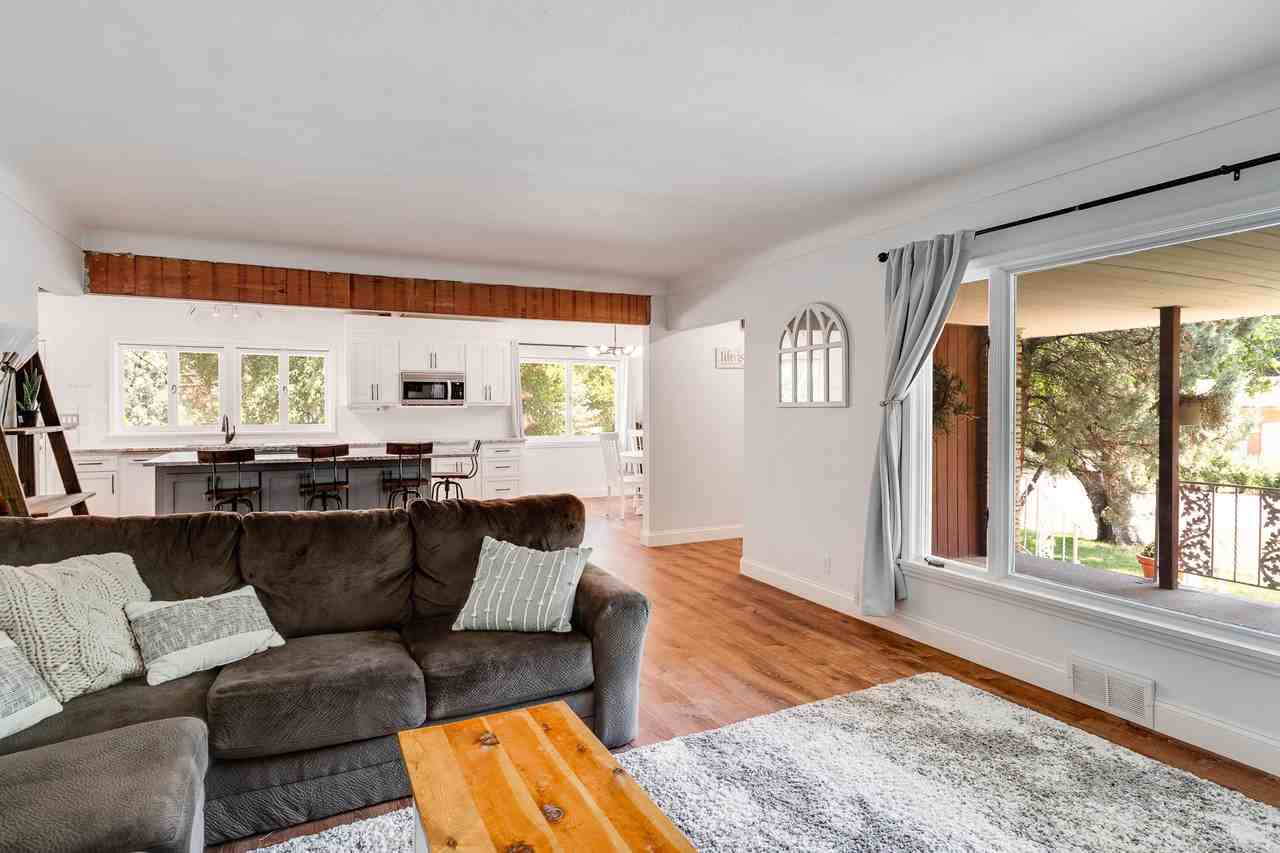 1535 Sextant Ave W #A - Photo 5 of 15