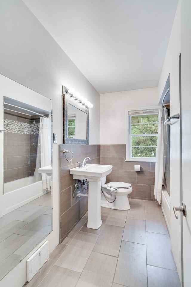 1535 Sextant Ave W #A - Photo 6 of 15