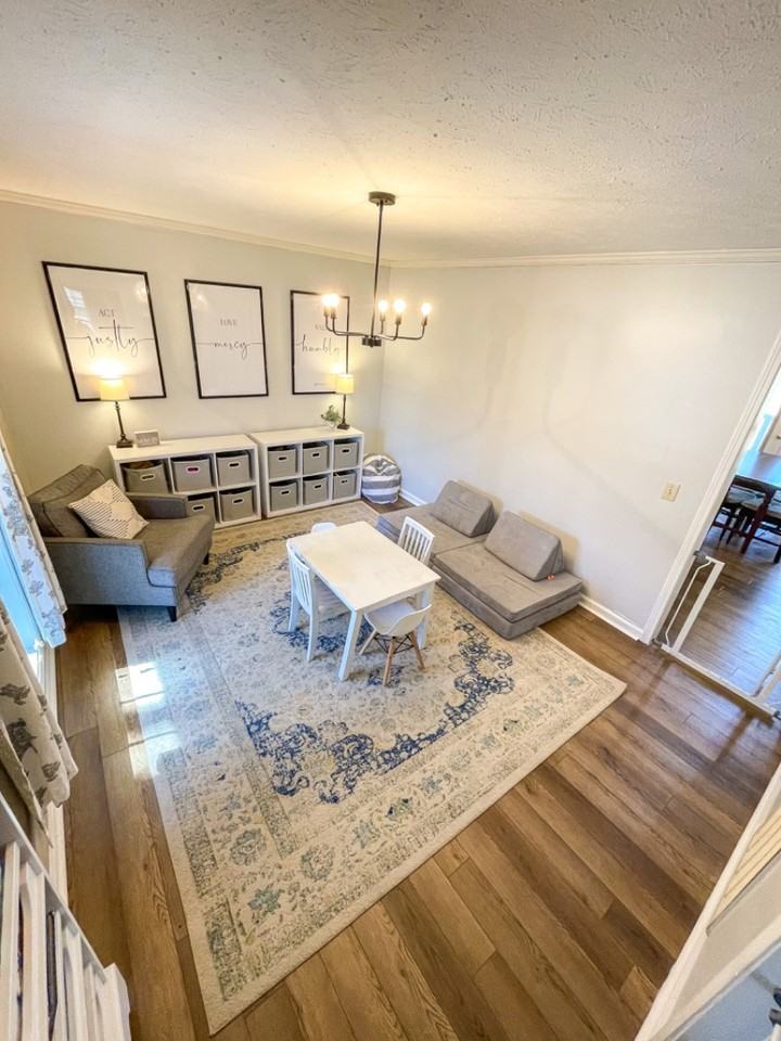 200 Scarlet Dr - Photo 4 of 20