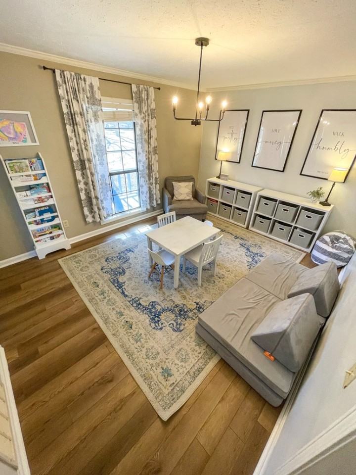 200 Scarlet Dr - Photo 6 of 20
