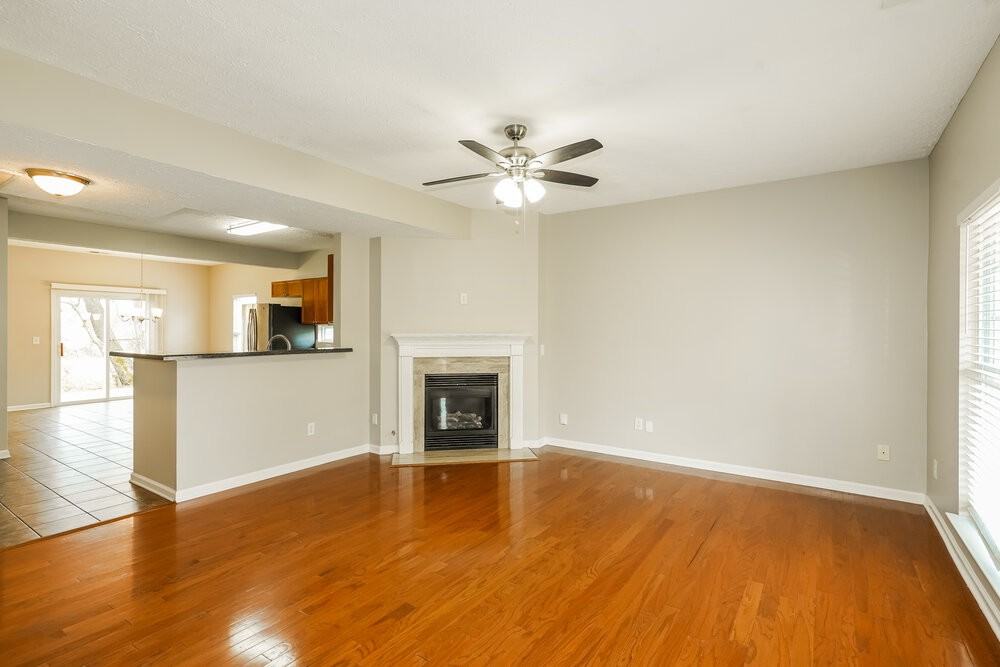 1483 Bern Dr - Photo 4 of 17