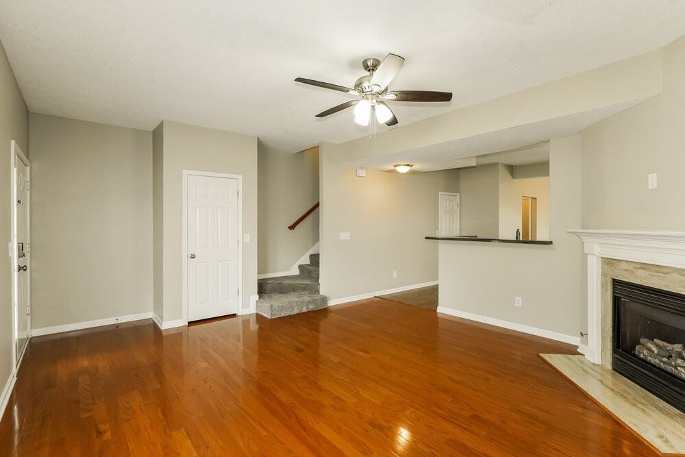 1483 Bern Dr - Photo 5 of 17