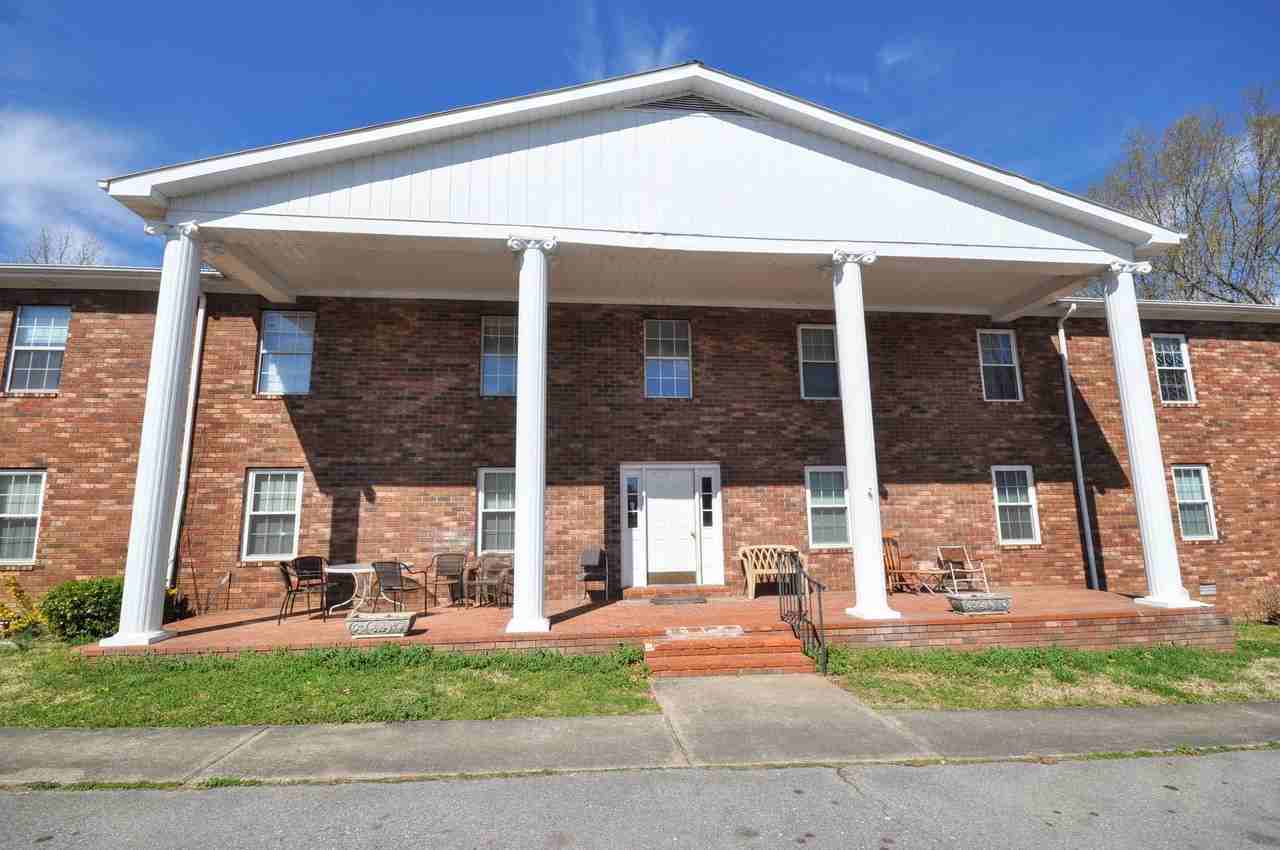 620 Oak Park Blvd #103 - Photo 5 of 38