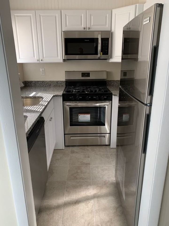 55 David Terrace - Photo 3 of 26