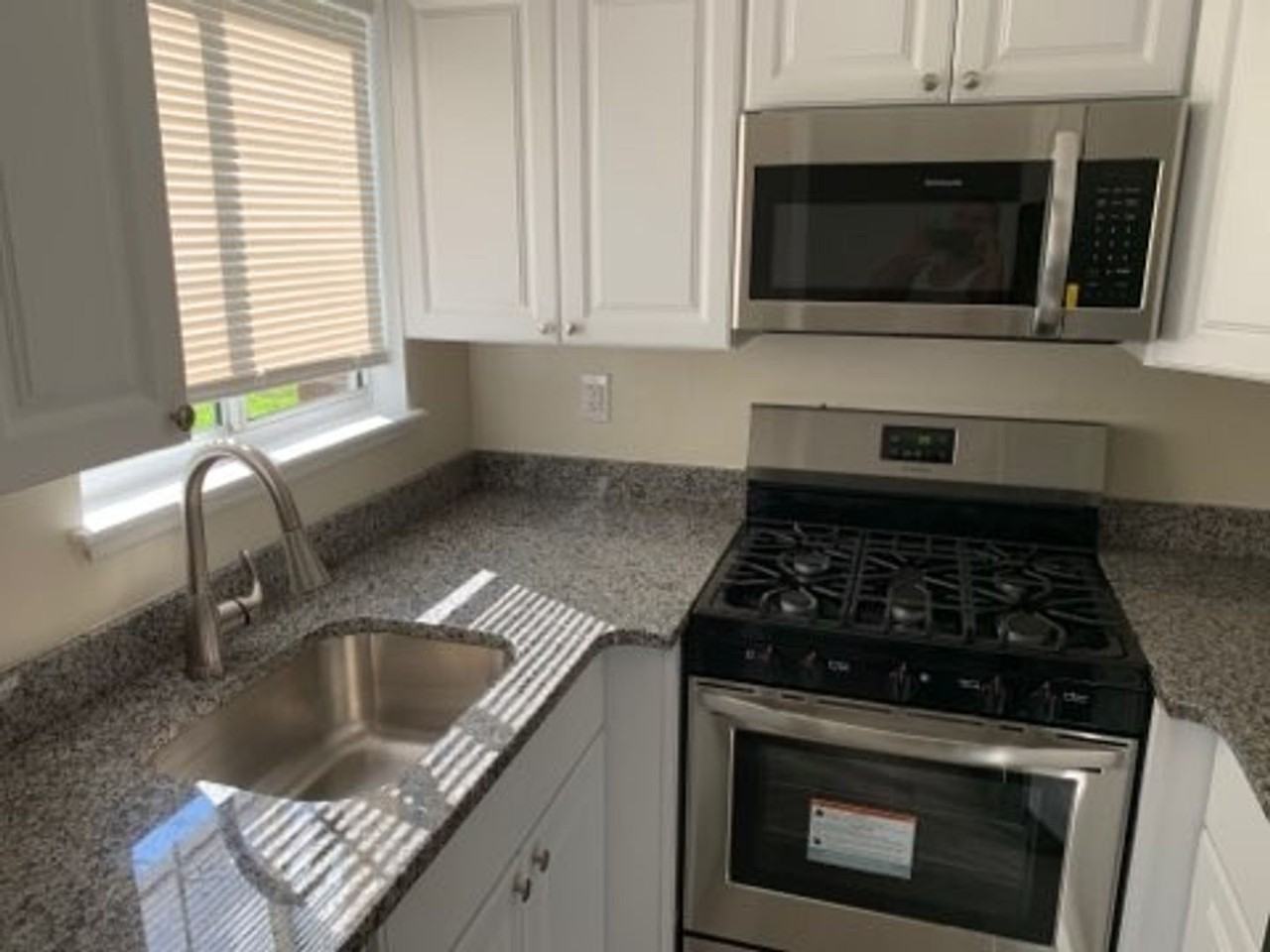 55 David Terrace - Photo 4 of 26
